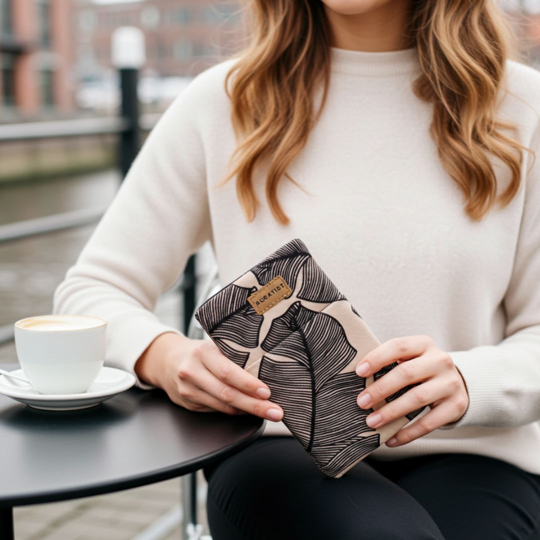 AHOI Handytasche - Handytaschen - Leaves - Kuratist