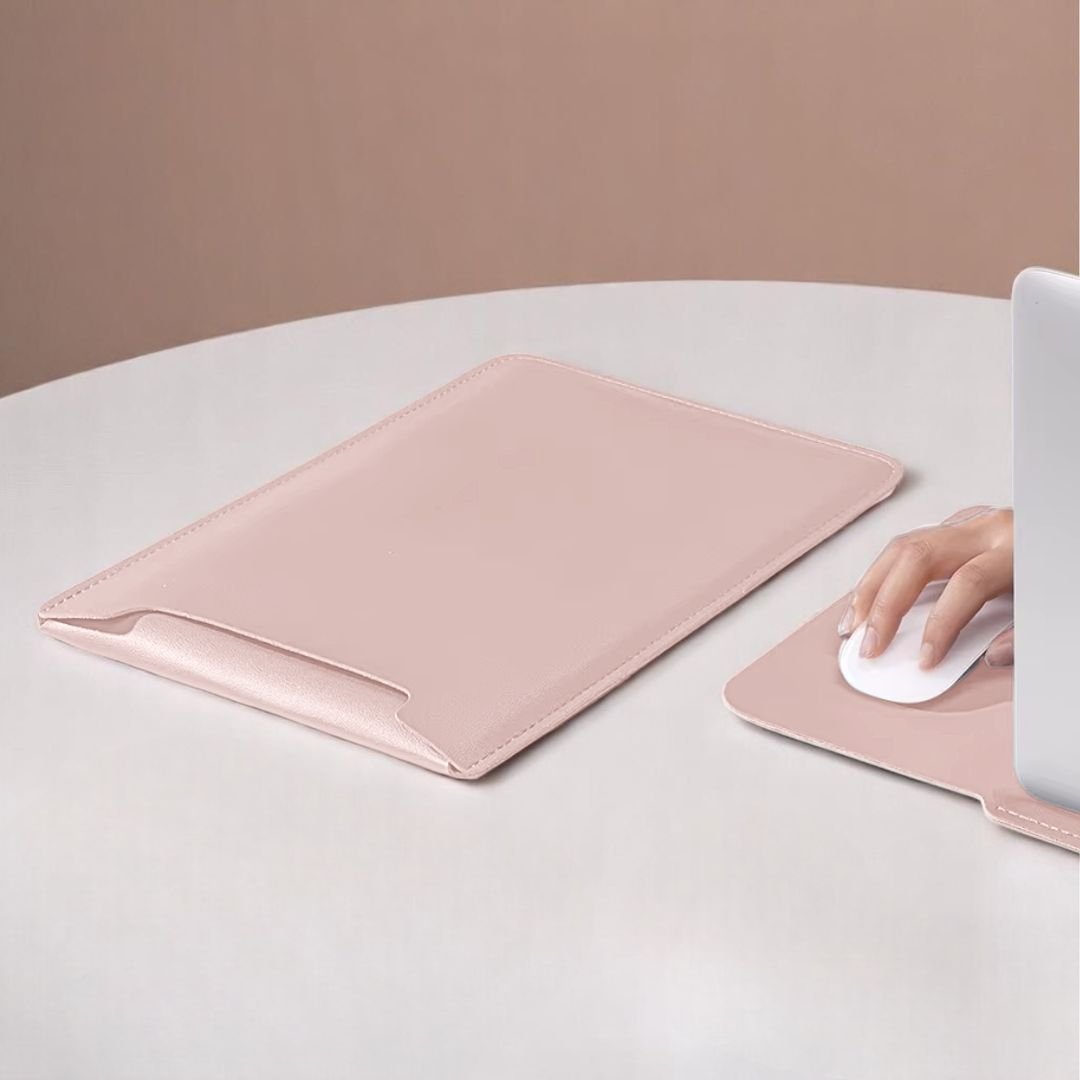 NORA – Ultraflache Hülle für MacBook & Notebooks - Laptoptaschen - Forest Green - Kuratist