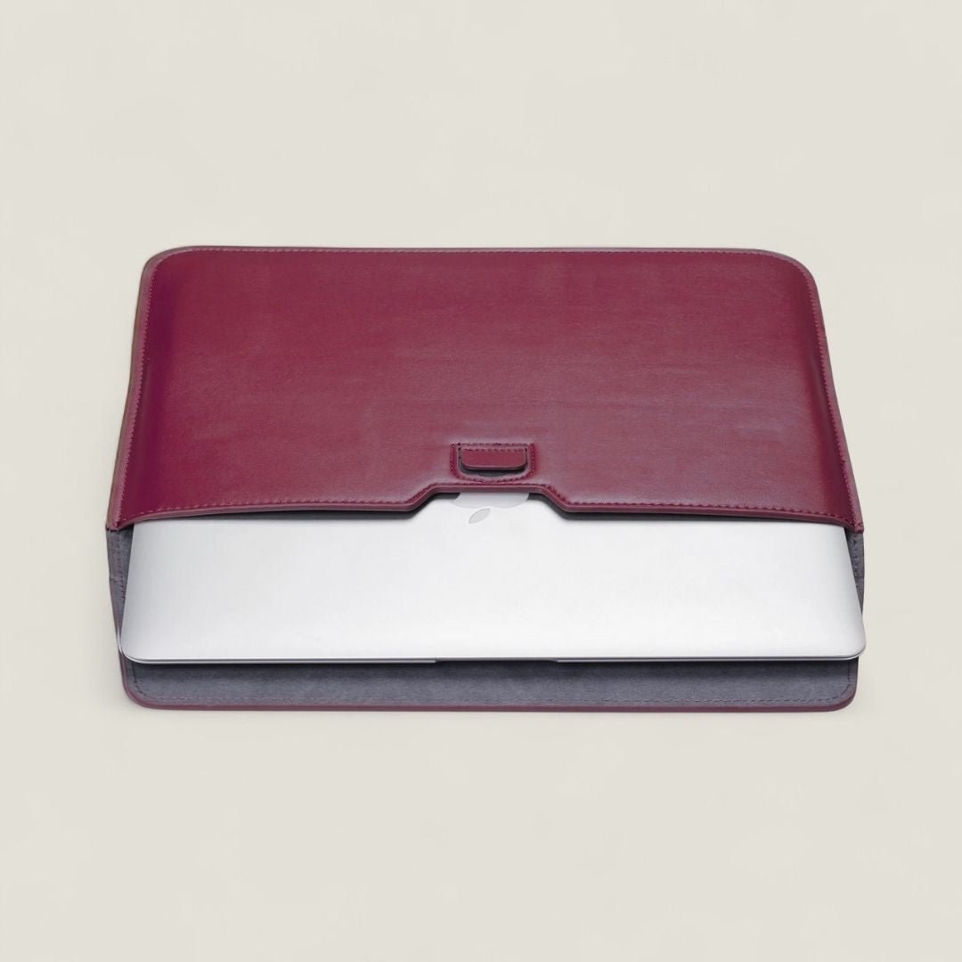 VIKA Flache Laptop - Hülle für MacBook & Notebooks - Laptophüllen - Red Berry - Kuratist
