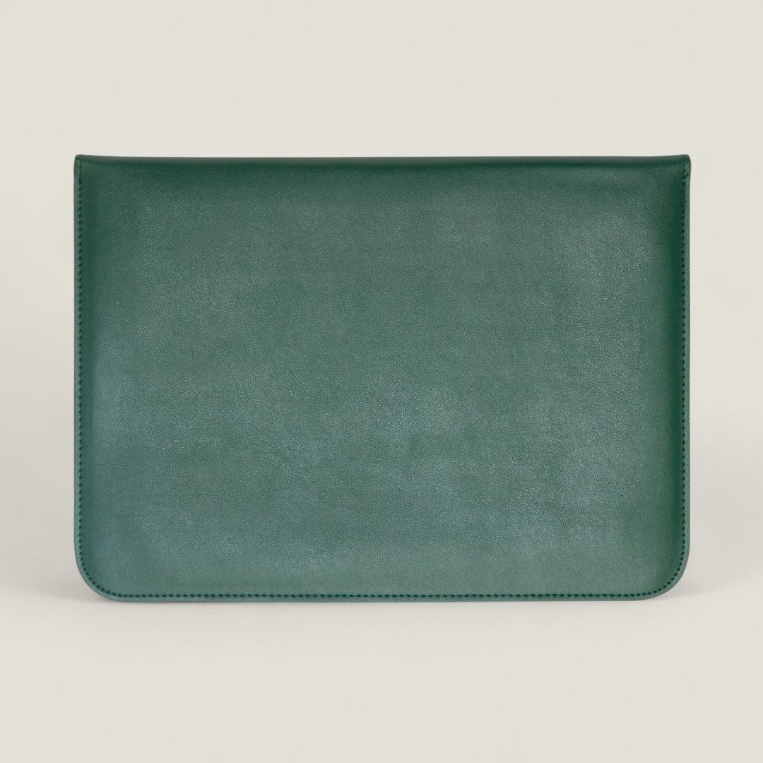 VIKA Flache Laptop - Hülle für MacBook & Notebooks - Laptophüllen - Forest Green - Kuratist