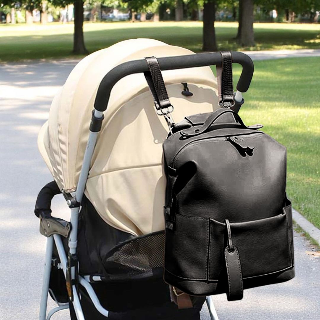 FENJA Multifunktionale Wickeltasche aus veganem Leder - Taschen - Black - Kuratist