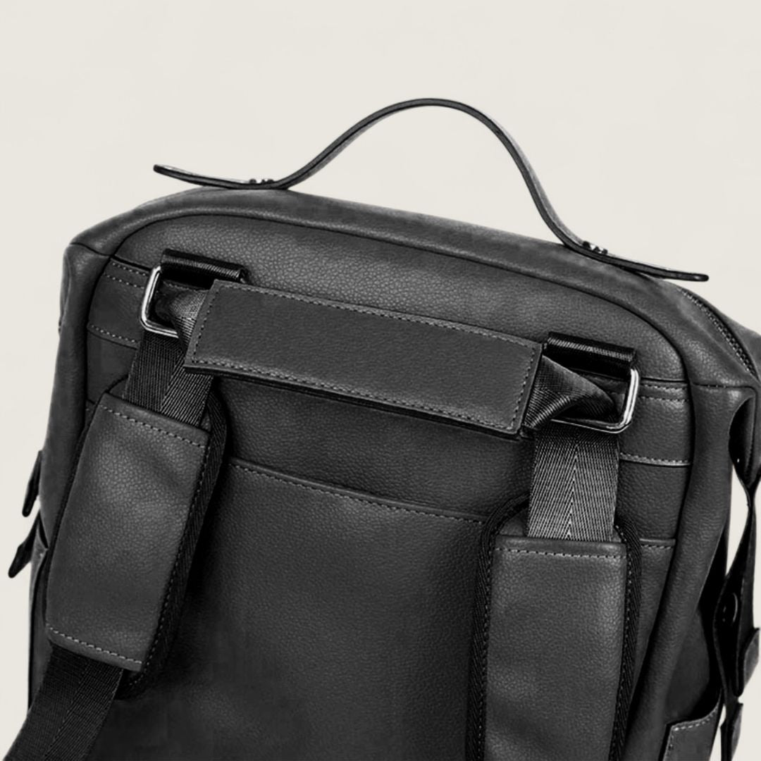 FENJA Multifunktionale Wickeltasche aus veganem Leder - Taschen - Black - Kuratist