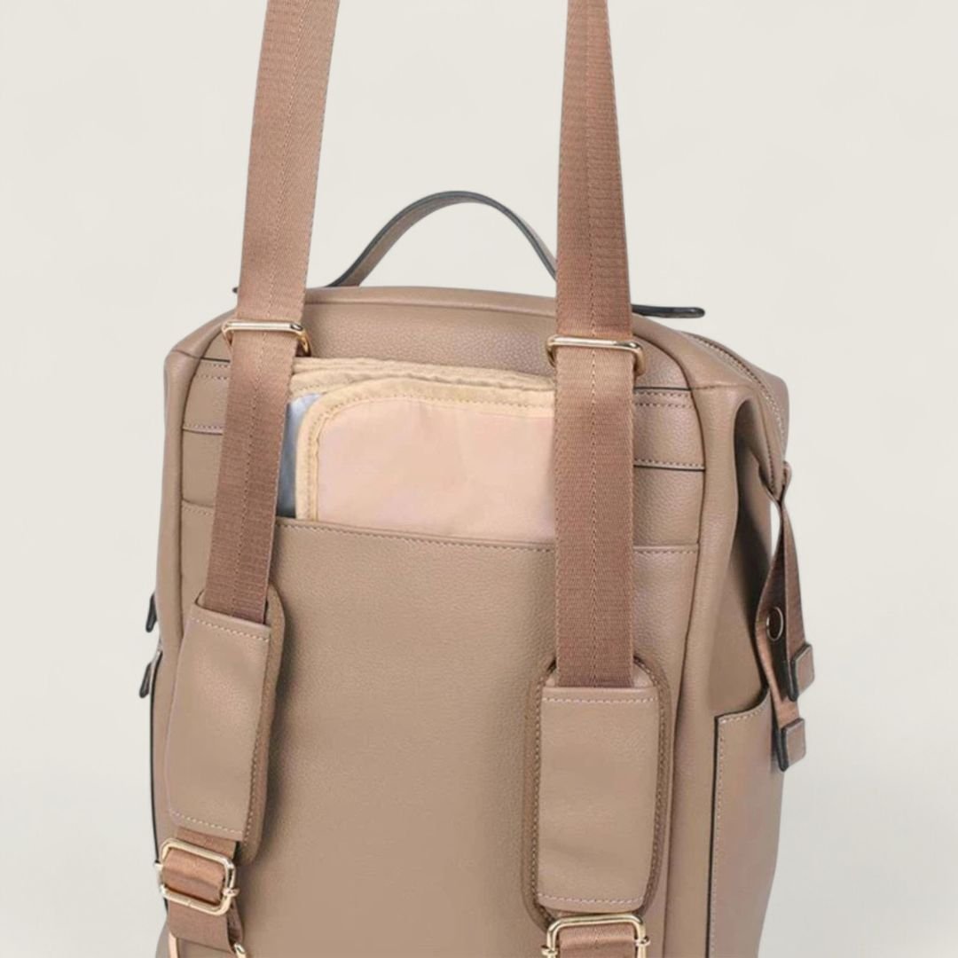 FENJA Multifunktionale Wickeltasche aus veganem Leder - Taschen - Cappuccino - Kuratist