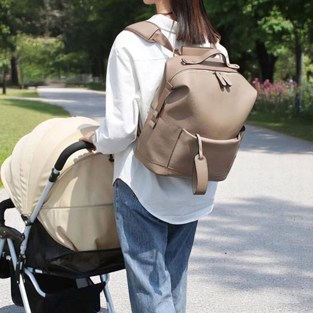 FENJA Multifunktionale Wickeltasche aus veganem Leder - Taschen - Cappuccino - Kuratist