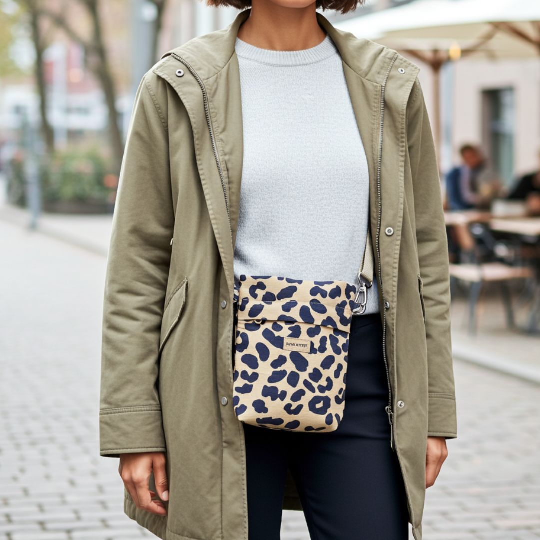 GRETJE MINI Handy Umhängetasche - Umhängetaschen - Leopard - Kuratist