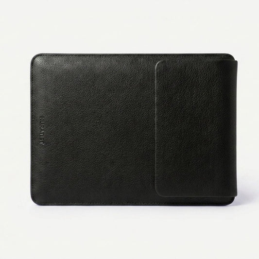 LUMI Laptop Hülle aus Leder für MacBook & Notebooks - Laptophüllen - Pebbled Black - Kuratist