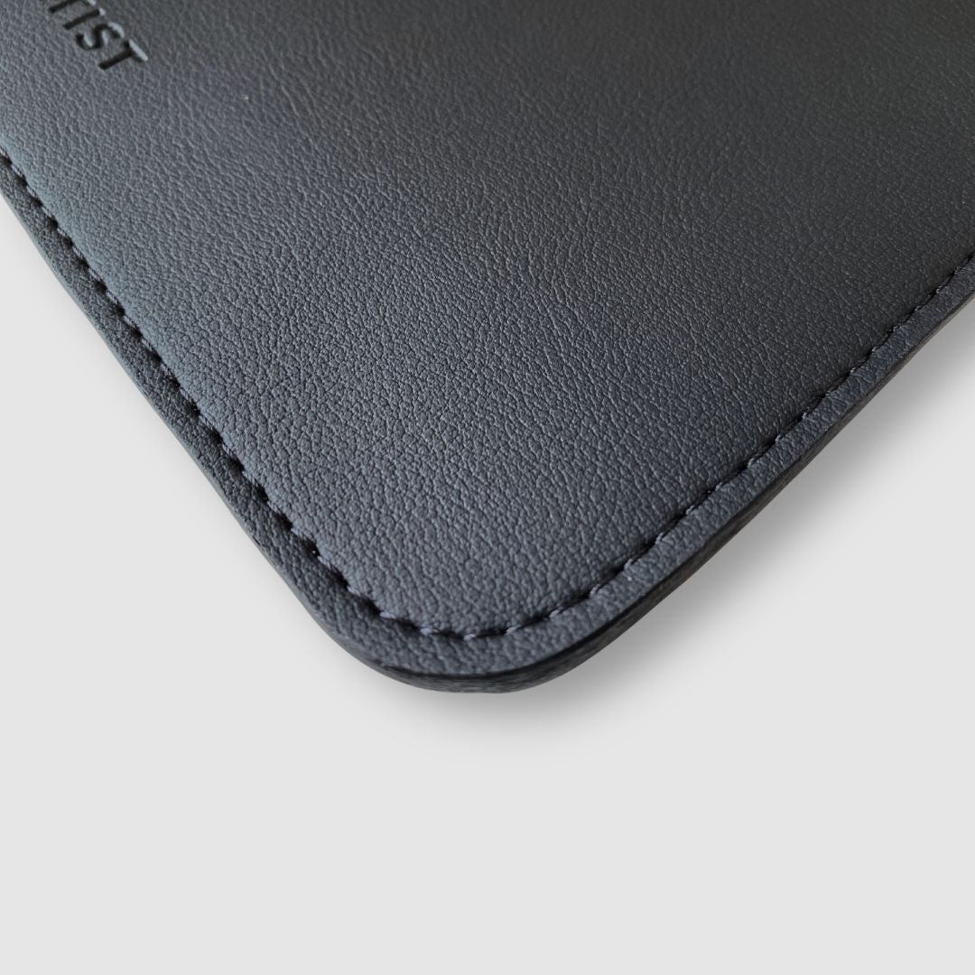 NORA Premium Laptop Hülle, Vegan - Laptophüllen - Vegan Black - Kuratist