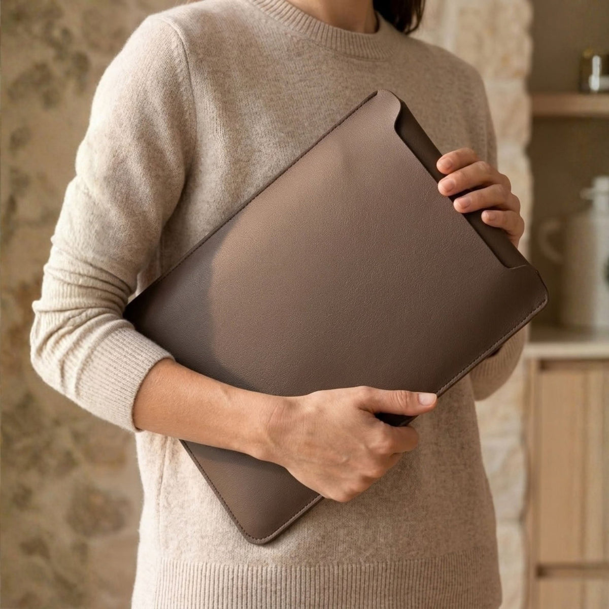 NORA Premium Laptophülle (Vegan) - Laptophüllen - Coffee Brown Fine Grain - Kuratist