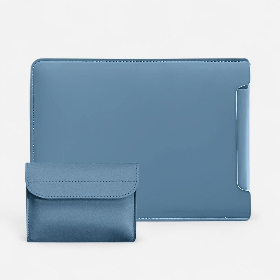 NORA – Ultraflache Hülle für MacBook & Notebooks - Laptoptaschen - Ocean Blue - Kuratist